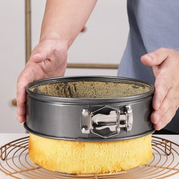 MEGA PACHET: SET 3 FORME DIN OTEL + SET 100 FORME PENTRU DECORARE TORTURI
